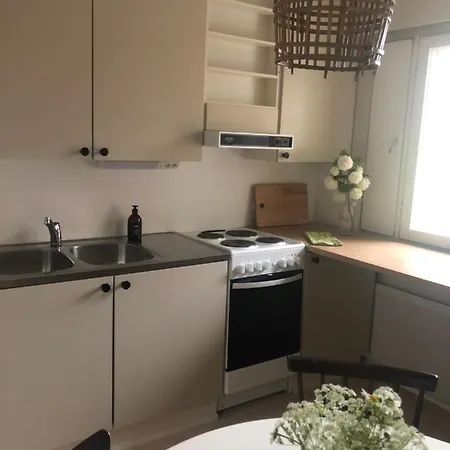 Viihtyisaeae Ja Helppoa 16 *